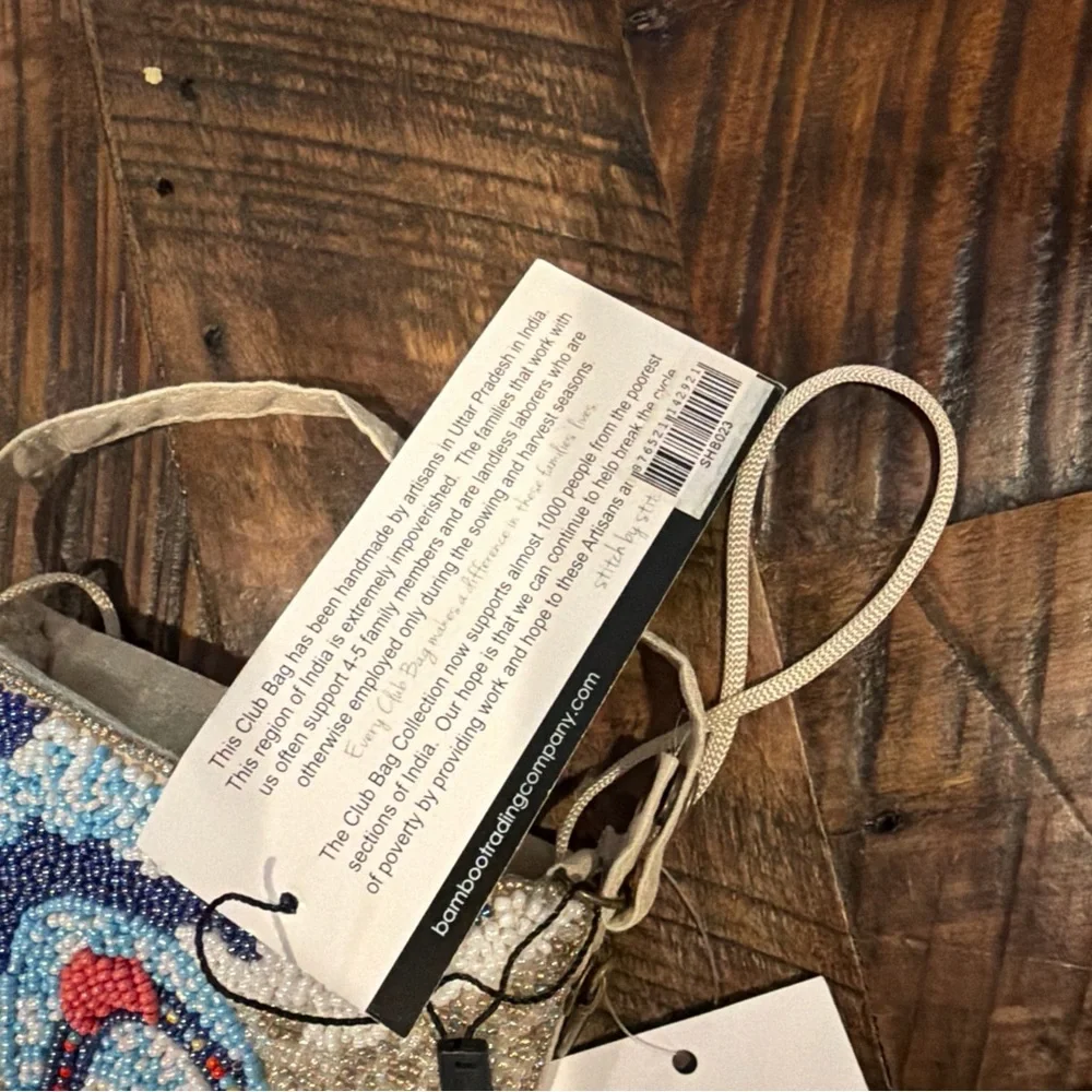 Beaded Metallic Gold Clutch Wristlet and phone holder - Picture 6 of 6